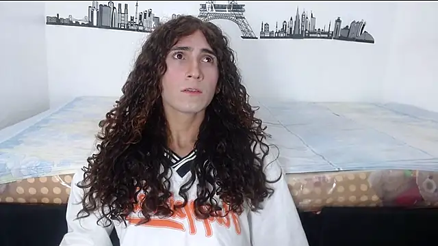 Snapshot of PITERVAGINA chatting on 03/18/25, 04:37 PITERVAGINA online show from 03/18/25, 04:37