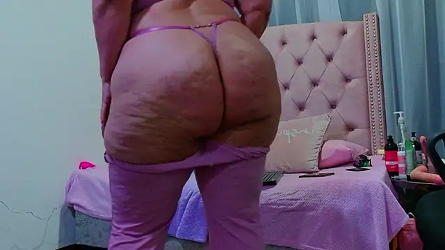 scarlettbooty online show from 09/19/25, 01:40