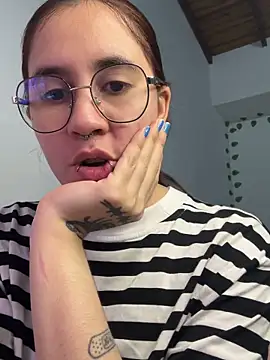 Camil Lee online show from 03/07/25, 02:36