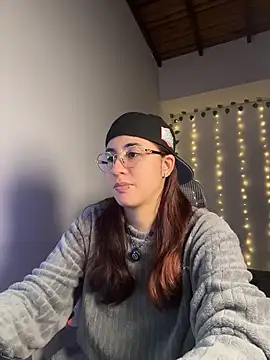 Camil Lee online show from 10/28/25, 02:37