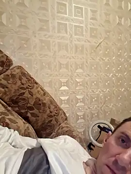 Snapshot of SereneBulge81 chatting on 03/24/26, 10:48 SereneBulge81 online show from 03/24/26, 10:48