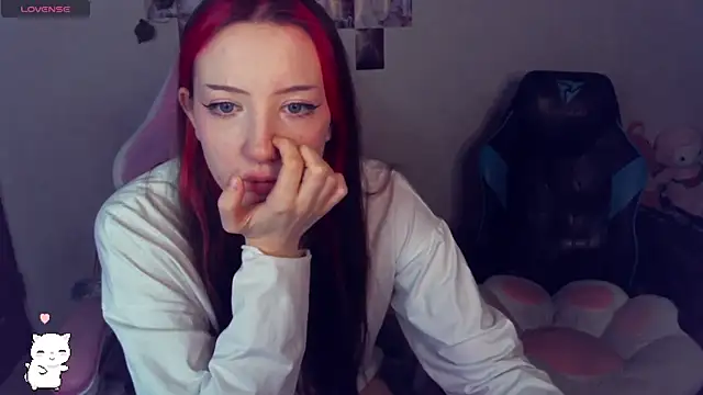 Snapshot of JayMollyy chatting on 03/04/25, 07:54 JayMollyy online show from 03/04/25, 07:54