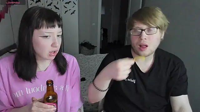 JayMollyy online show from 04/25/26, 05:32