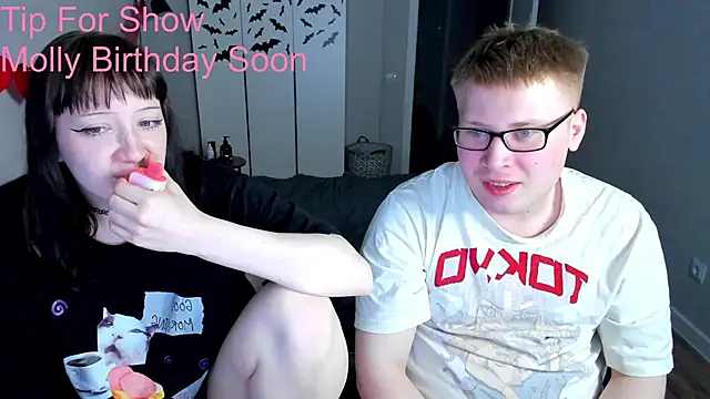 JayMollyy online show from 05/25/26, 06:14