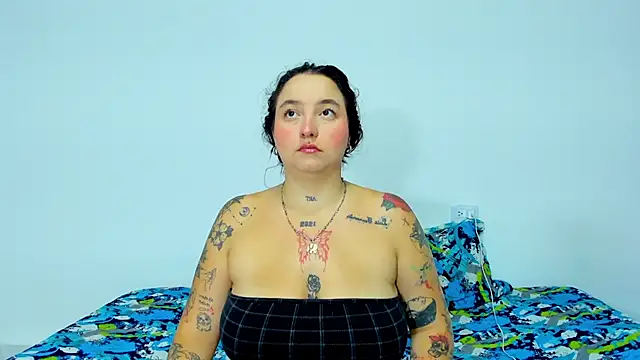 Snapshot of Celestte chatting on 03/12/25, 05:46 Celestte online show from 03/12/25, 05:46