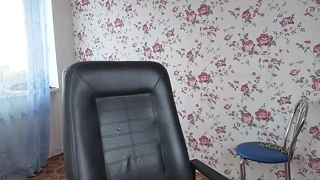 Maya Mayflower online show from 09/19/25, 04:25