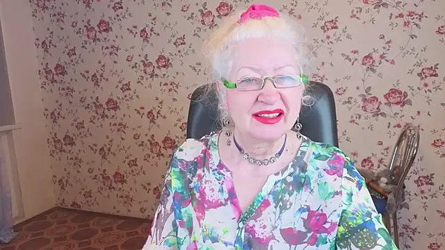 Maya Mayflower online show from 01/07/26, 03:20