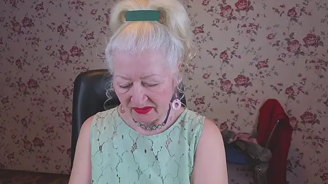 Maya Mayflower online show from 02/21/26, 03:07