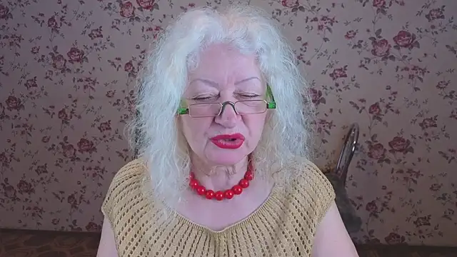 Maya Mayflower online show from 02/26/26, 03:16