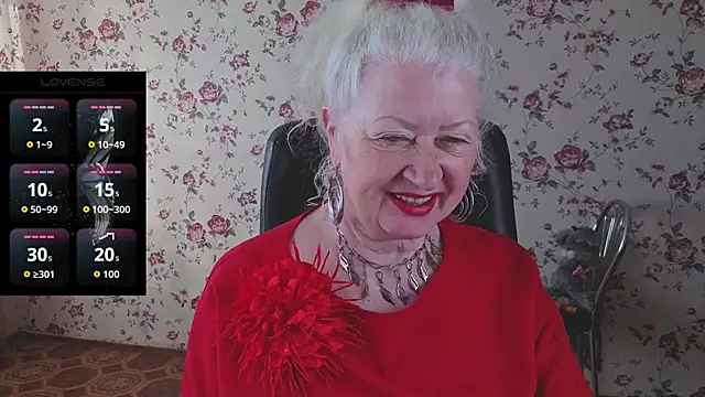 Snapshot of Maya_Mayflower chatting on 05/08/26, 03:12 Maya Mayflower online show from 05/08/26, 03:12