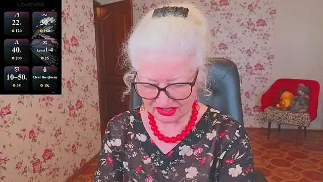 Snapshot of Maya_Mayflower chatting on 05/26/26, 03:24 Maya Mayflower online show from 05/26/26, 03:24