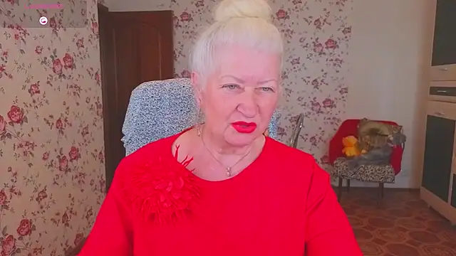 Snapshot of Maya_Mayflower chatting on 06/12/26, 03:49 Maya Mayflower online show from 06/12/26, 03:49