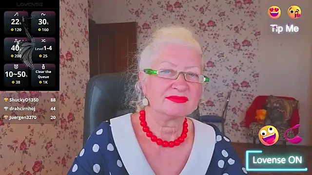 Snapshot of Maya_Mayflower chatting on 06/18/26, 09:25 Maya Mayflower online show from 06/18/26, 09:25