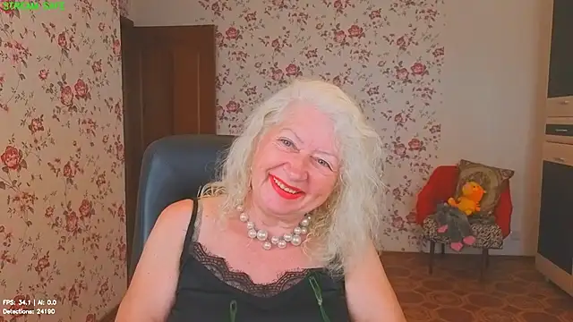 Snapshot of Maya_Mayflower chatting on 06/25/26, 03:28 Maya Mayflower online show from 06/25/26, 03:28