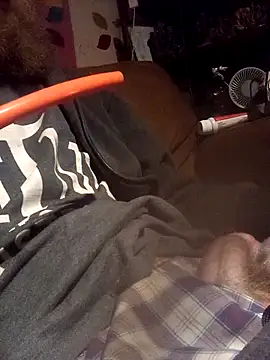 Snapshot of SirJonBradley chatting on 10/31/25, 02:29 SirJonBradley online show from 10/31/25, 02:29