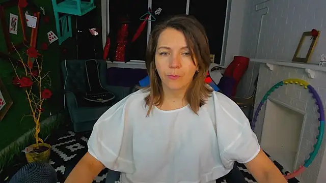 NicoleHitman online show from 03/05/25, 09:49