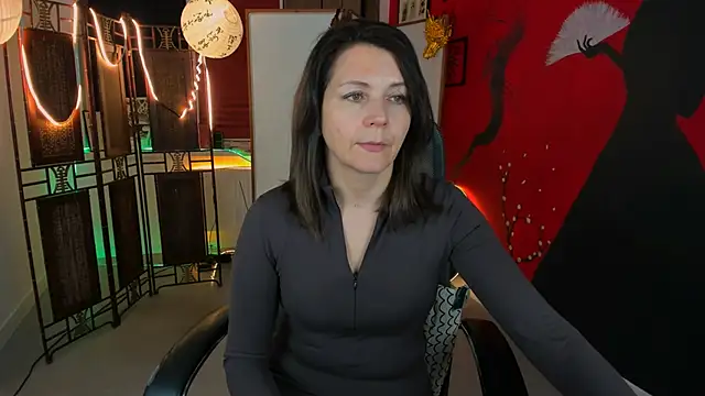 NicoleHitman online show from 03/17/25, 05:12