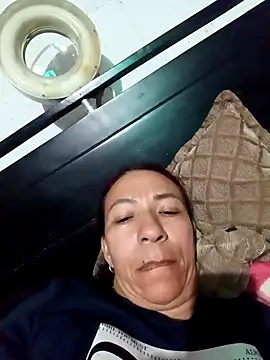 Snapshot of Antonela45 chatting on 11/05/25, 11:49 Antonela45 online show from 11/05/25, 11:49