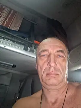 Snapshot of aleksis1313 chatting on 11/02/25, 09:33 aleksis1313 online show from 11/02/25, 09:33