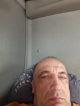 Snapshot of aleksis1313 chatting on 03/31/26, 10:59 aleksis1313 online show from 03/31/26, 10:59