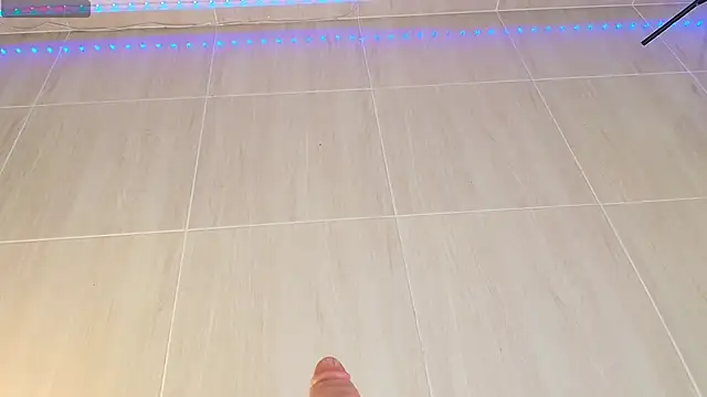 Vivi luv online show from 03/17/25, 07:35