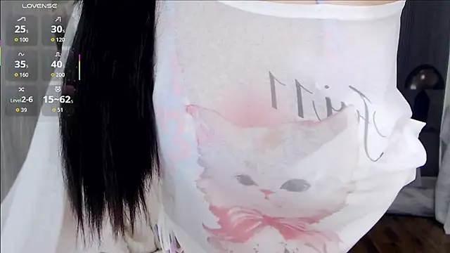 Snapshot of October_10 chatting on 03/11/26, 09:59 October 10 online show from 03/11/26, 09:59