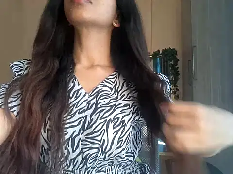 Snapshot of Queen_Ayeshaa chatting on 03/14/25, 09:46 Queen Ayeshaa online show from 03/14/25, 09:46