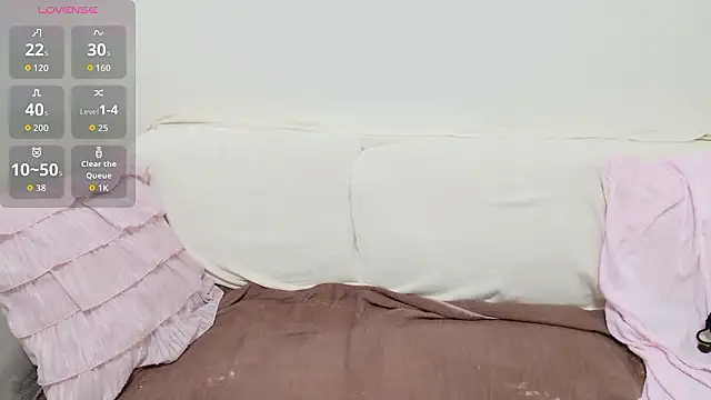 pppYukaqqq online show from 04/02/26, 11:41