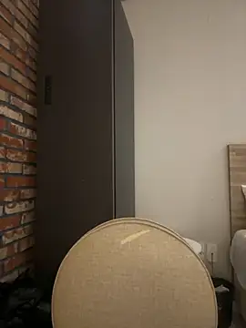 Snapshot of hello038038 chatting on 11/25/25, 02:39 hello038038 online show from 11/25/25, 02:39