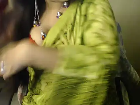 Snapshot of Surjeet_Kaur chatting on 03/04/26, 05:24 Surjeet Kaur online show from 03/04/26, 05:24