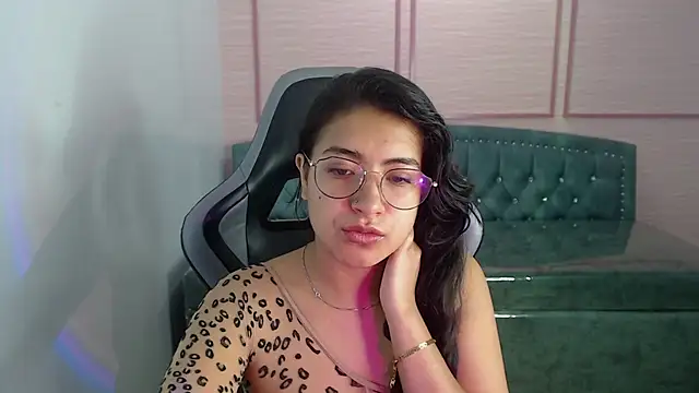 alexa romero t online show from 10/08/25, 12:03