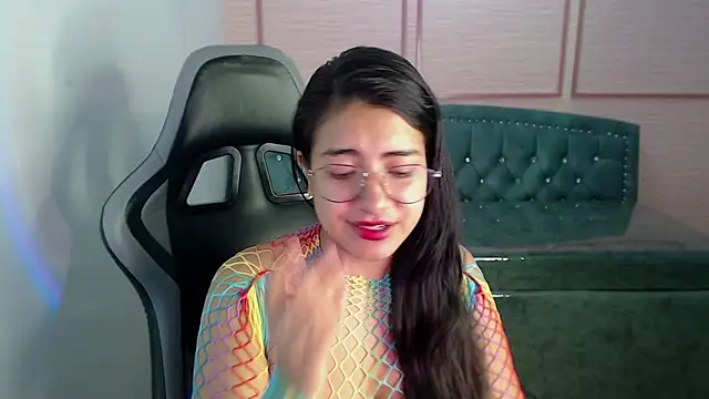 alexa romero t online show from 10/11/25, 12:15