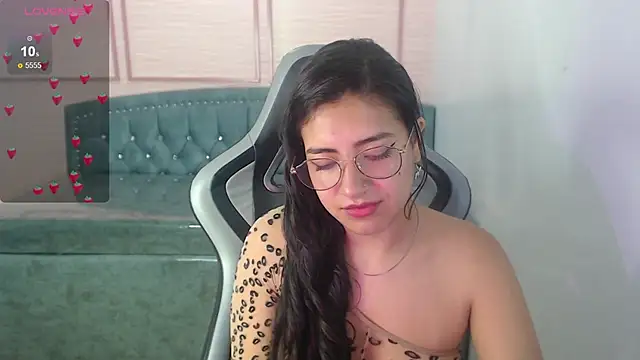 alexa romero t online show from 10/25/25, 12:13