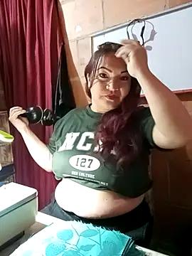 isis milove online show from 02/28/26, 10:49