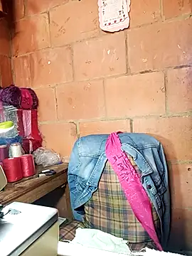 Snapshot of isis_milove chatting on 03/07/26, 12:35 isis milove online show from 03/07/26, 12:35