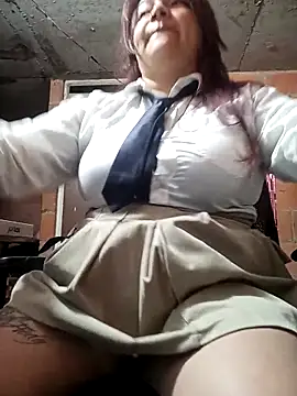 Snapshot of isis_milove chatting on 04/14/26, 09:04 isis milove online show from 04/14/26, 09:04