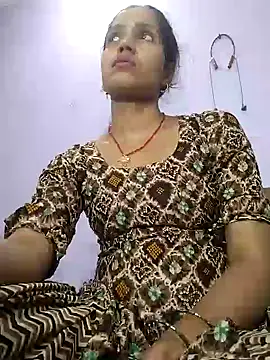 Snapshot of indiandesilive chatting on 08/01/26, 04:50 indiandesilive online show from 08/01/26, 04:50