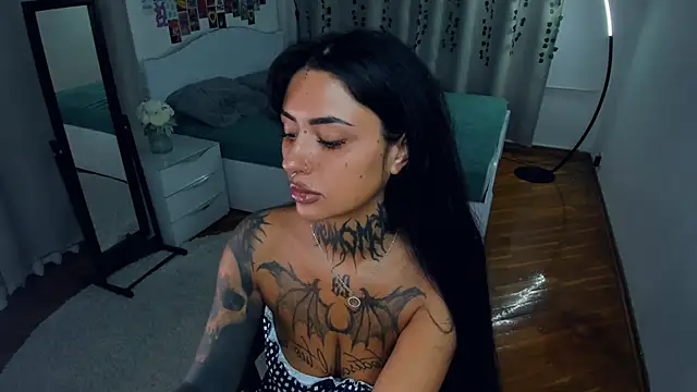 CharimgSabrina online show from 10/10/25, 06:45