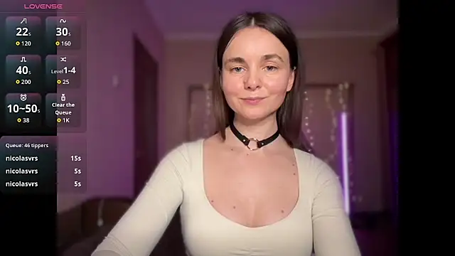 Snapshot of lanaloulou chatting on 06/22/26, 12:24 lanaloulou online show from 06/22/26, 12:24