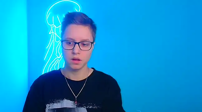 Bella Swannn online show from 03/15/25, 06:32