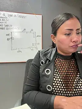 Ariana Rodriguez online show from 03/08/25, 09:08