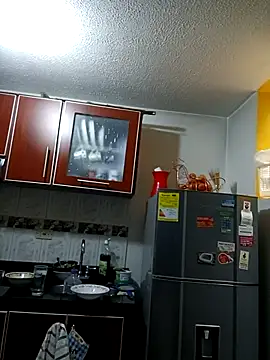 Ariana Rodriguez online show from 10/20/25, 02:39