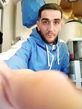 Snapshot of Anthopassif84 chatting on 03/04/25, 04:20 Anthopassif84 online show from 03/04/25, 04:20