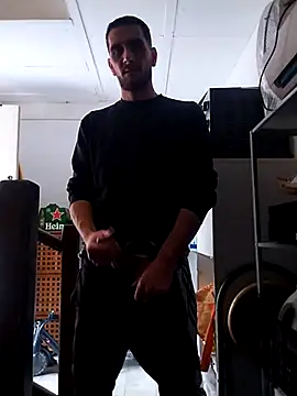 Snapshot of Anthopassif84 chatting on 03/07/25, 01:29 Anthopassif84 online show from 03/07/25, 01:29