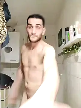 Snapshot of Anthopassif84 chatting on 03/08/25, 10:56 Anthopassif84 online show from 03/08/25, 10:56