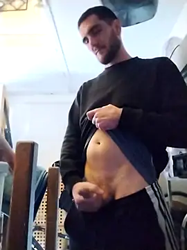 Snapshot of Anthopassif84 chatting on 03/16/25, 03:39 Anthopassif84 online show from 03/16/25, 03:39