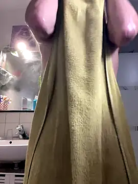 Snapshot of Anthopassif84 chatting on 09/24/25, 01:03 Anthopassif84 online show from 09/24/25, 01:03