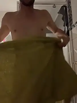 Snapshot of Anthopassif84 chatting on 10/14/25, 09:04 Anthopassif84 online show from 10/14/25, 09:04