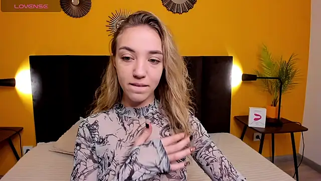 Jessie Curlyy online show from 11/19/25, 01:38