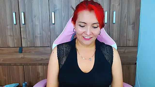 Snapshot of nanis_milf chatting on 06/23/26, 03:10 nanis milf online show from 06/23/26, 03:10